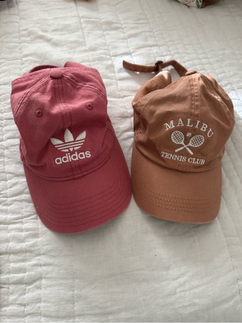 2 women’s hats